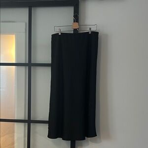 H&m  Black Midi Skirt - Classic Women's Skirt